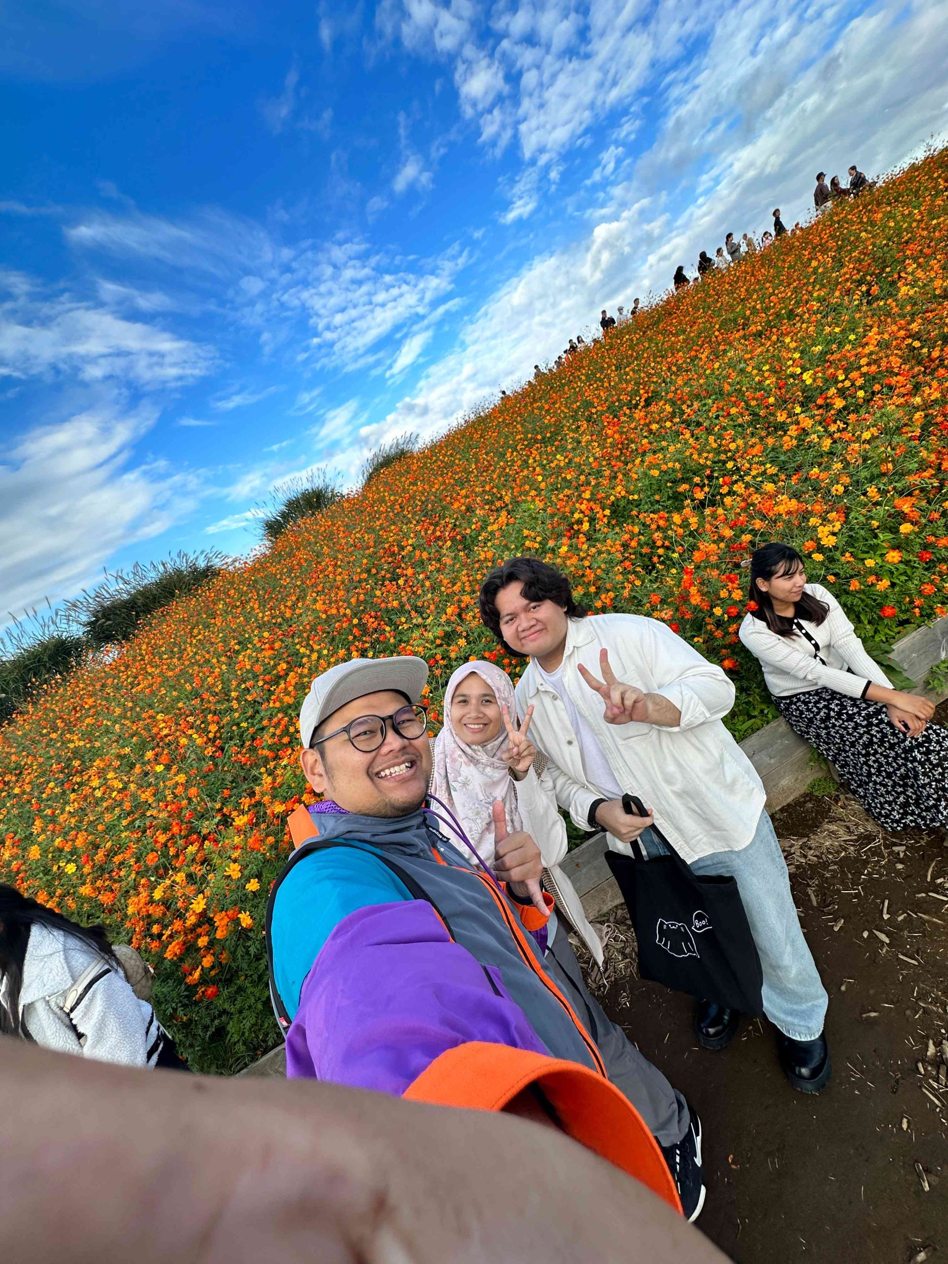 Syafiq Osman and his group on the 6D5N Tokyo-Fuji trip